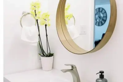 Image de Stylish Lower Level Haven