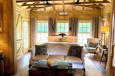 Image de Romantic Secret Cottage near downtown Carthage