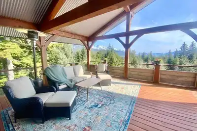 Image de Grand Bear Den - Eco-Luxury with a view