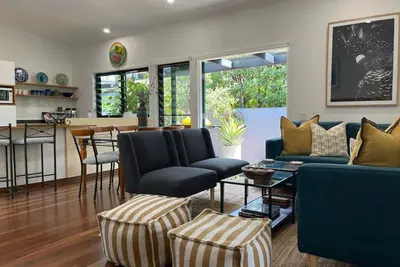 Image de Uber Cool 3Bed/1Bath-CottonTrees 3BLKBeach/Dogs Ok