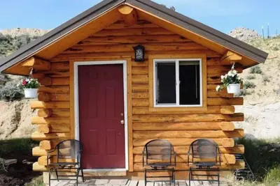 Image de HorseWorks Wyoming's Rustic Ranch Cabin #7