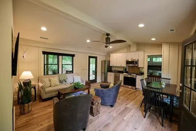 Image de Valley Overlook, Peninsula, Ohio - Luxury Cabin adjoins National Park\n