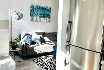 Image de Central Watford Duplex-Maison-Salle de bain et douche-en Ville