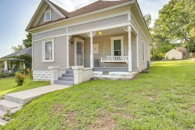 Image de Updated Cotter Cottage: Walk to White River!
