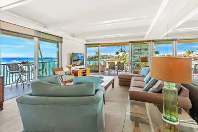 Image de Ocean Frnt steps from beach, dining, shopping 452