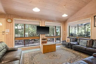Image de Island Crescent Pines Retreat