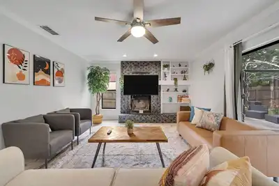 Image de Spacious 4br/3ba~Espresso machine~Backyard~Grill! \n