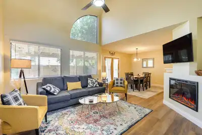Image de Dog-Friendly Yard! North Phoenix Family Retreat