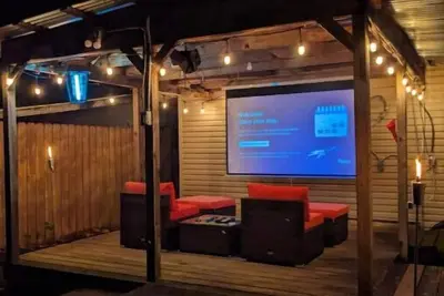 Image de Rustic River Valley House\n