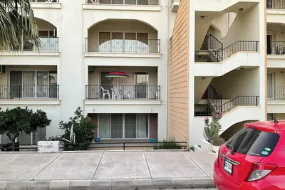 Image de Fabulous 2 Bed Apartment in Safakoy Cyprus