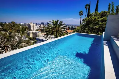 Image de Glencoe -An Ultra Contemporary Home with Jaw-dropping City Views