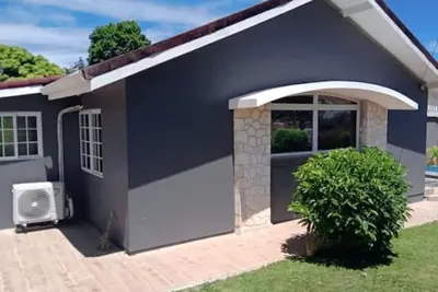 Image de Cozy Villa with Private Pool and Private Beach access included