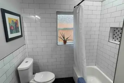 Image de New! BeYOUtiful Historic 1923 Charmer