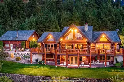Image de Muncton Mountain Lodge
