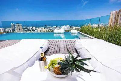 Image de Serene - Infinity Cview penthouse