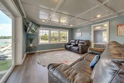 Image de Chippewa Falls Getaway w/ Community Lake Access!