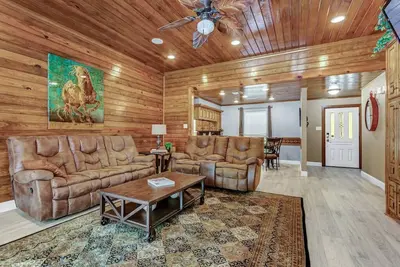 Image de Parkway Main House · Peaceful and Relaxing Oasis within the City