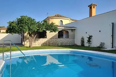 Villa for rent only 1000 meters from the beach