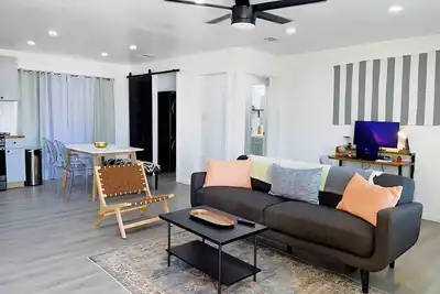 Image de Have fun with the whole family at this stylish place.