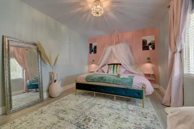 Image de Wabi Sabi Zen Home in Anaheim