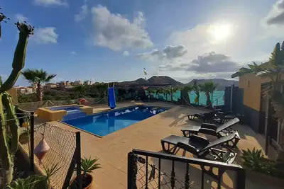 Image de \"Cabaña marinera\" Villa with jacuzzi and swimming pool 1 km from the beach, with billiard. . .