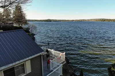 Image de Bright lakefront home, near Acadia, family-friendly, w/guest house! ☼