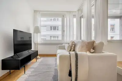 Image de Superb Gellert 2 Room w/ Storage Room, nr Tram & Market, by Blueground