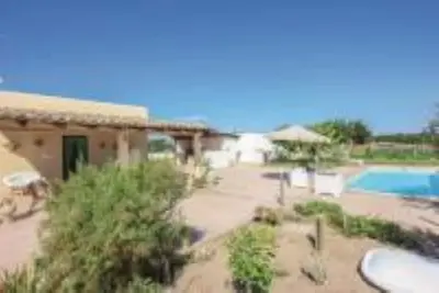 2 bedroom villa in sicily