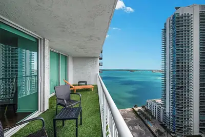 Image de Modern Bayview Apartment in Brickell Bay