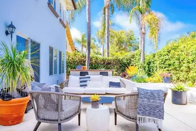 Image de Coastal Carlsbad Dream House-Outdoor-Walk to Beach!