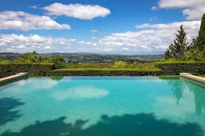 Image de Belle maison de vacances privée avec piscine privée, climatisation, Wifi, Tv, patio