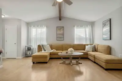 Image de South Tulsa: Newly Remodeled