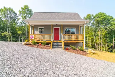 Image de Magnolia Cabin | WiFi & River Access