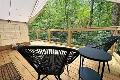 Image de Valley Overlook, Peninsula, Ohio - Glamping Tent P10