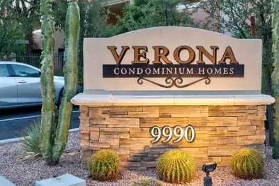 Image de Luxury Paradise Valley Condo, Complete Remodel!