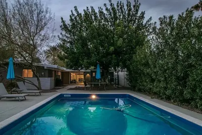 Mid-Century Modern w/Backyard Oasis, Putting Green