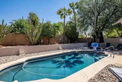 North Phoenix 4 Bdrm Vacation Home w/Pool & Games!