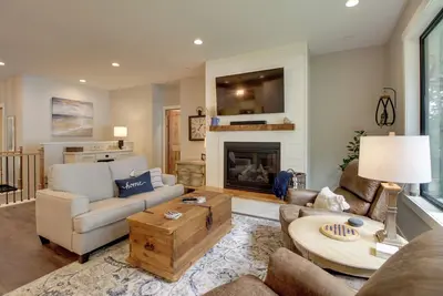 Image de Watercraft & Dock: Lakefront Retreat in Alexandria