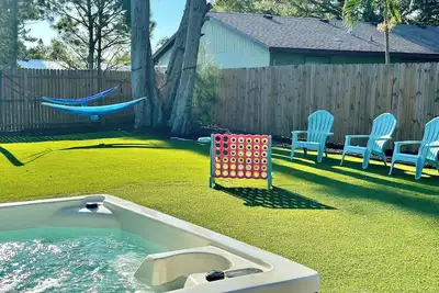 Image de The Florida House - Hot Tub & Pool near Anna Marie Island