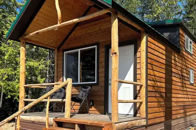 Image de Bull Lake, Montana Mountaintop Retreat