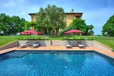 Image de Maison de vacances privée avec Wifi, piscine privée, climatisation, patio, vue panoramique