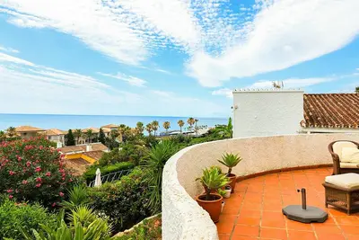 Image de Belle maison de 2 chambres à Estepona