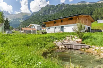 Image de Appartement 'Rehwiese' avec vue sur les montagnes, balcon et Wi-Fi