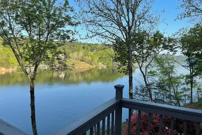 Image de Million Dollar View on Lewis Smith Lake, Stunning Natural Beauty, Year Round Fun