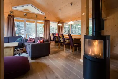 Image de Chalet #23 with Ir-sauna and indoor whirlpool