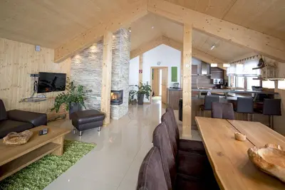 Image de Chalet #30 with Ir-sauna and indoor whirlpool