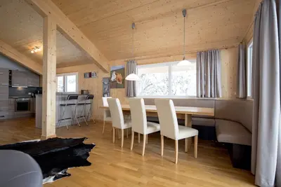 Image de Chalet # 46 with Ir-sauna and indoor whirlpool