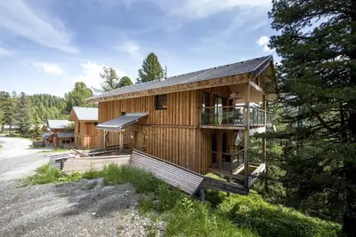 Image de Chalet #26 with Ir-sauna and indoor whirlpool