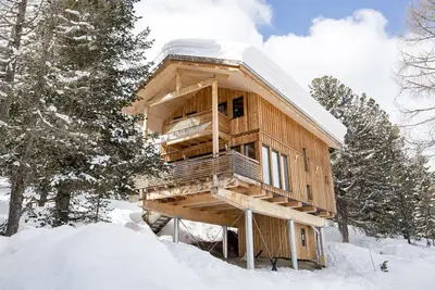 Image de Chalet # 9 with Ir-sauna & indoor whirlpool