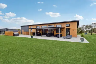 Image de Superbe maison à Hadsund avec sauna